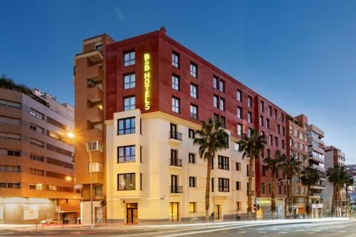 B&B HOTEL Alicante Centro 1