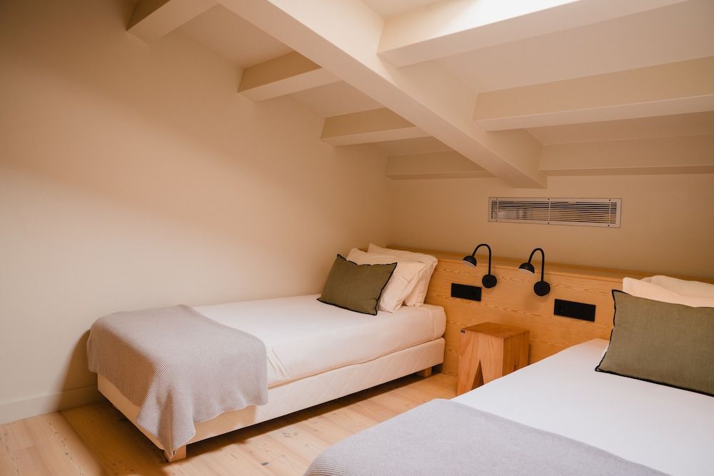 Hotel Masia Can Farrés 3