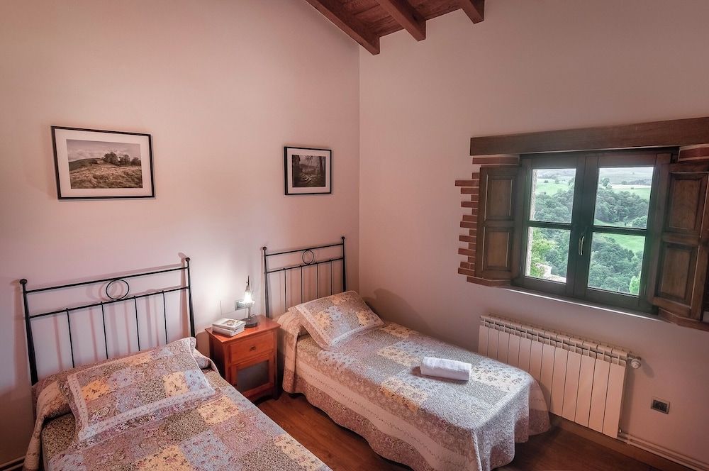 La Casa de Bustantegua 2