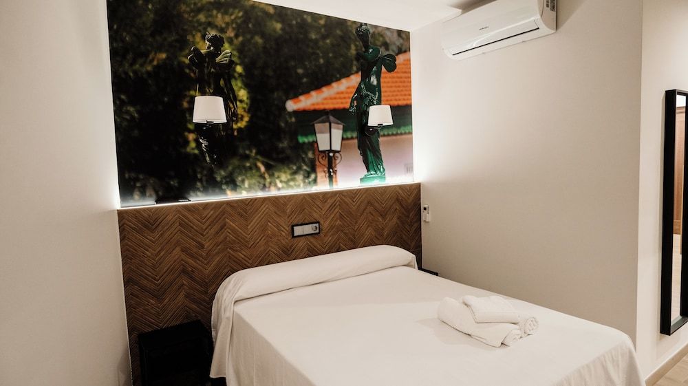 Hostal Central Marmolejo 3