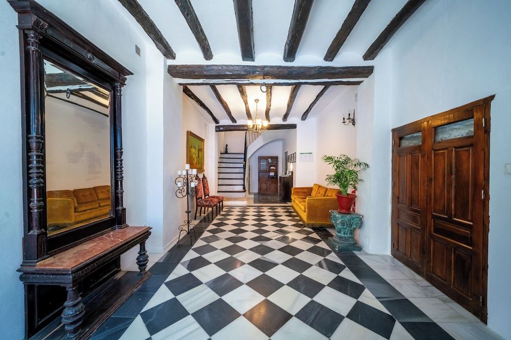 7 Pisos Casa Rural de Pueblo 2