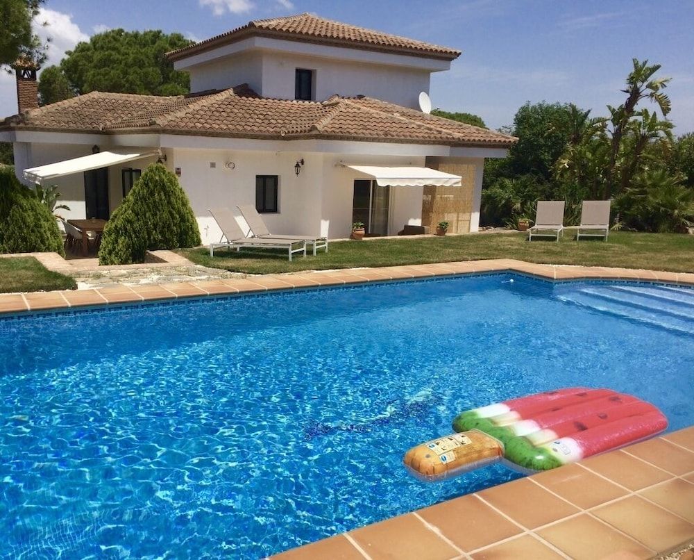 Villa Pinos Malaga
