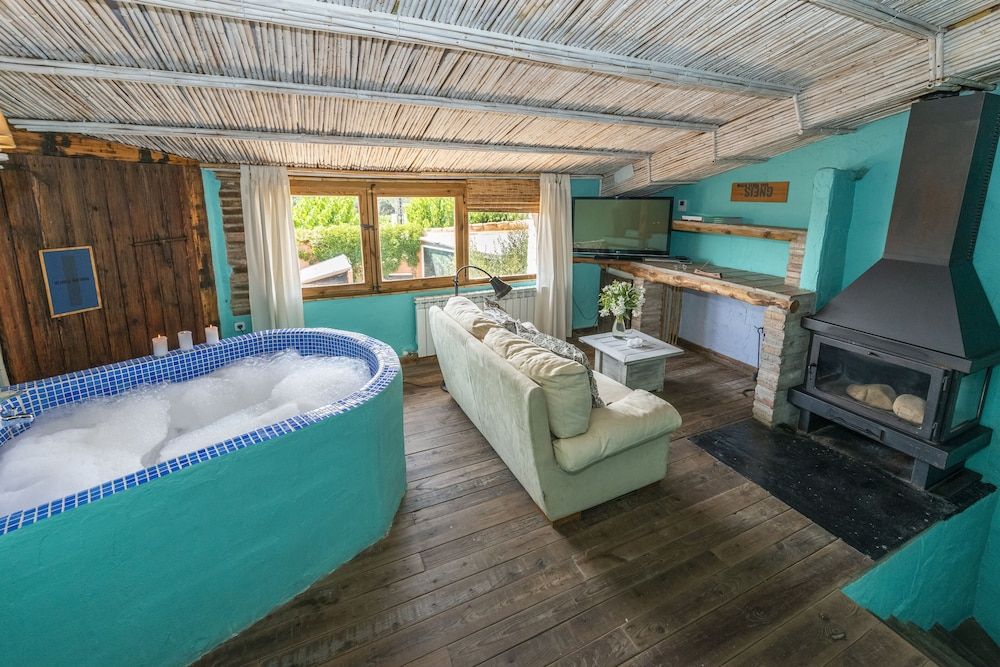 Boutique Hotel & Spa Les Vinyes - Adults Only 3