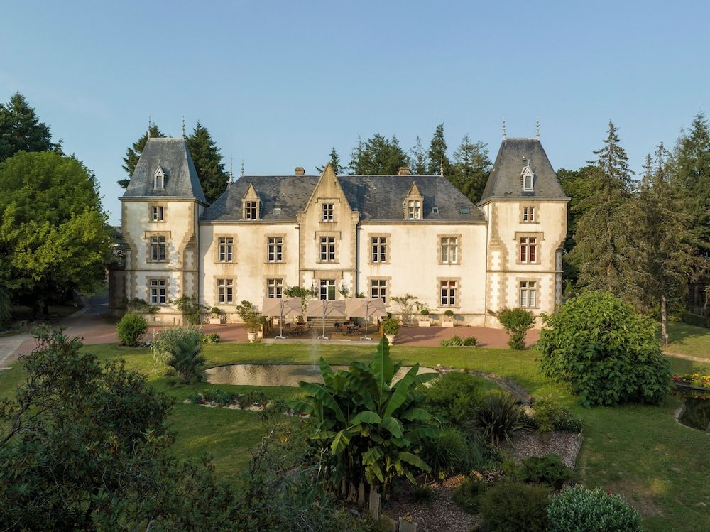 Chateau Hotel le Boisniard 5 estrelas em Chambretaud