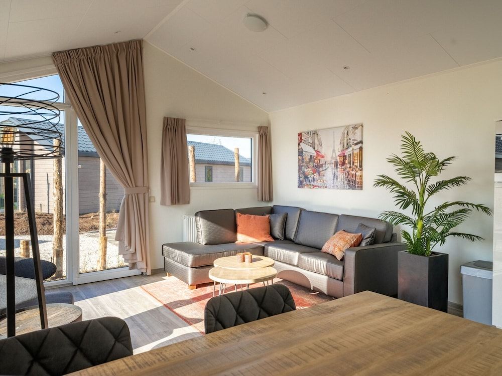 Modern Chalet With Dishwasher Near Efteling 3