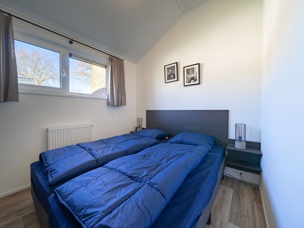 Comfortable Chalet With Microwave, Near Efteling 3