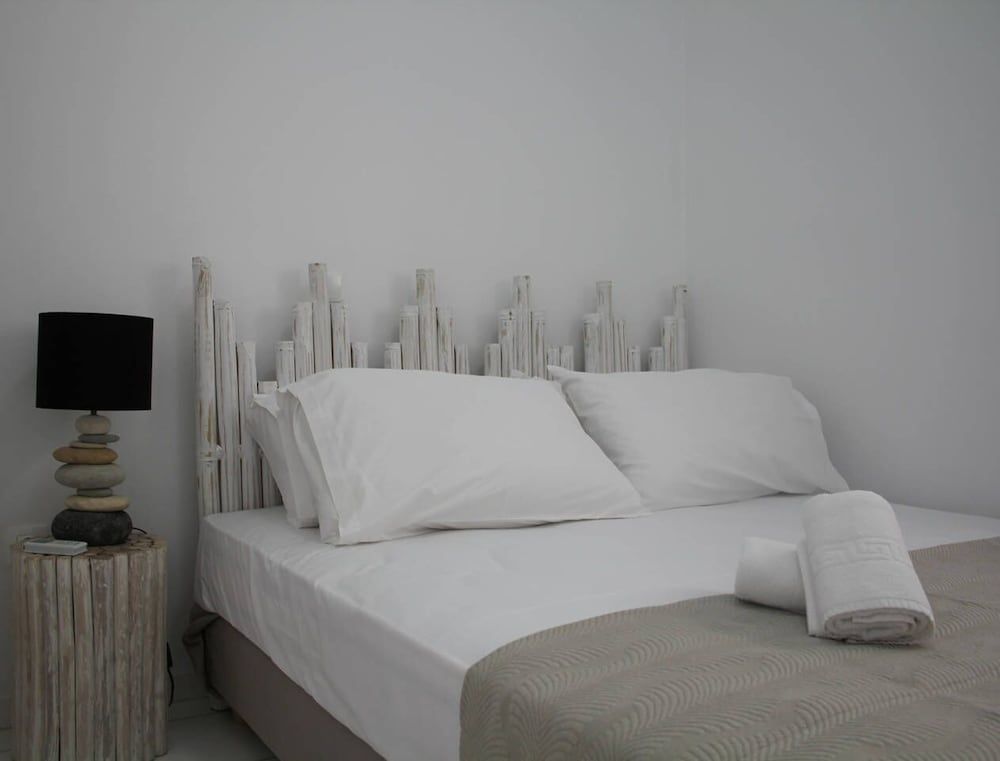 Grand Bleu Apartments & Villas 3