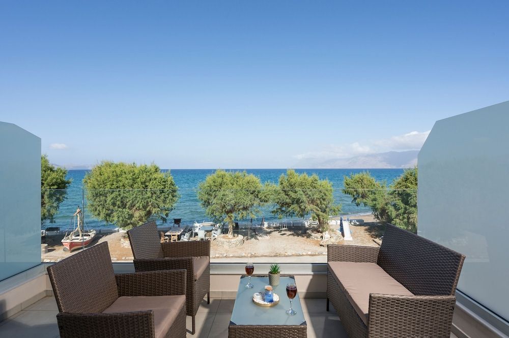 Alexia Seaview Apartments