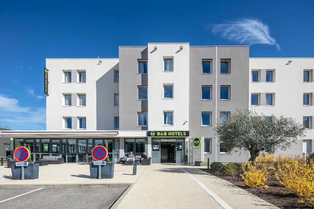 B&B HOTEL Lyon Aéroport St Quentin Fallavier 2 étoiles à Saint-Quentin