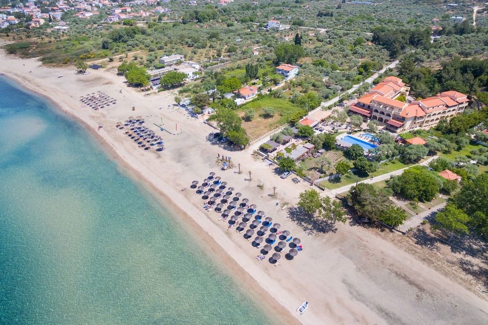 Atrium Hotel Thassos 4 estrellas en Limenas