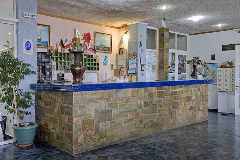 Sariza Spring Hotel 3