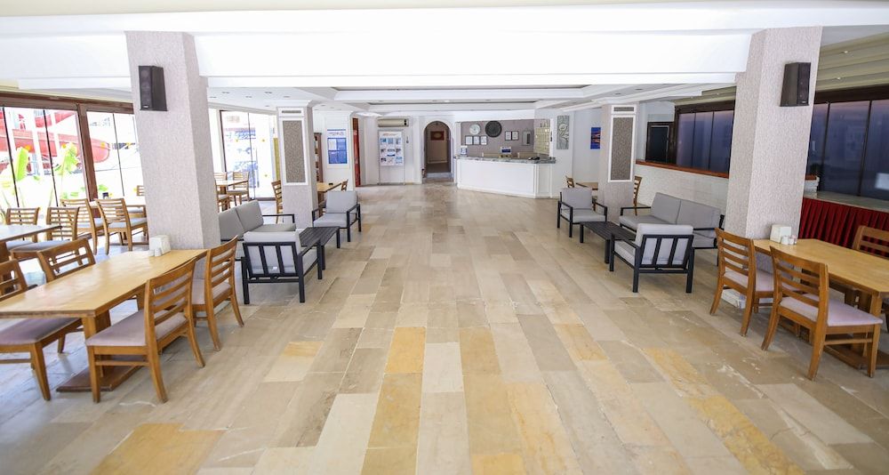 Hotel Delta Altinkum 2
