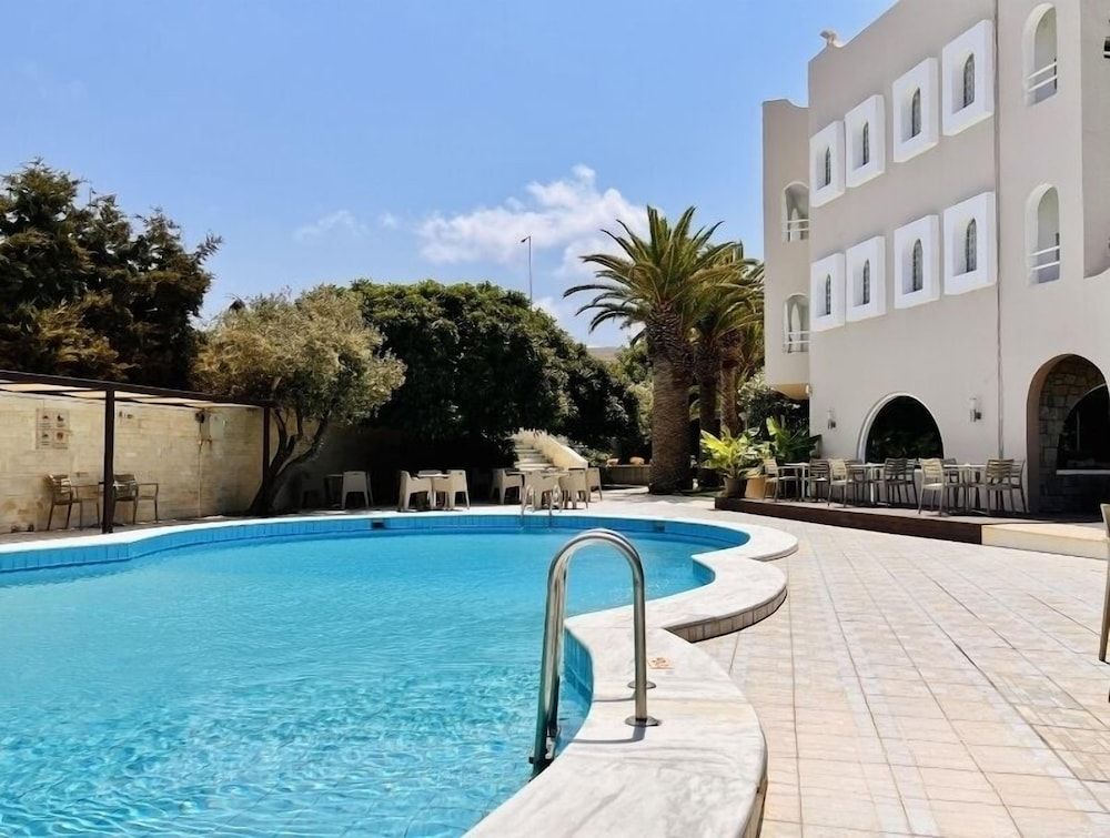 Karteros Hotel 3 estrelas em Karteros