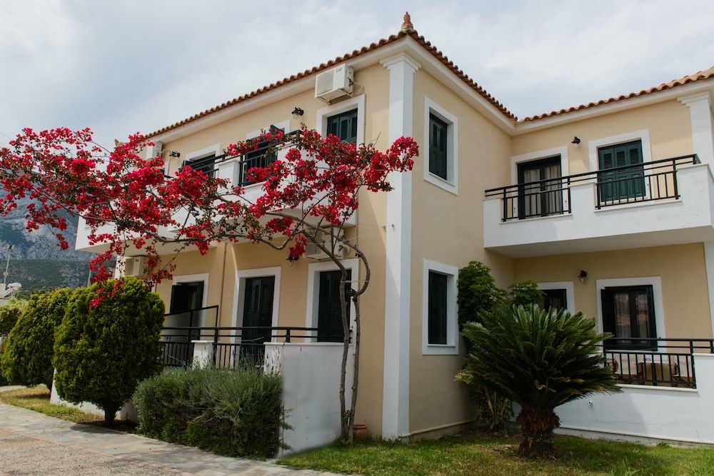 So Nice Hotel 3 estrelas em Samos