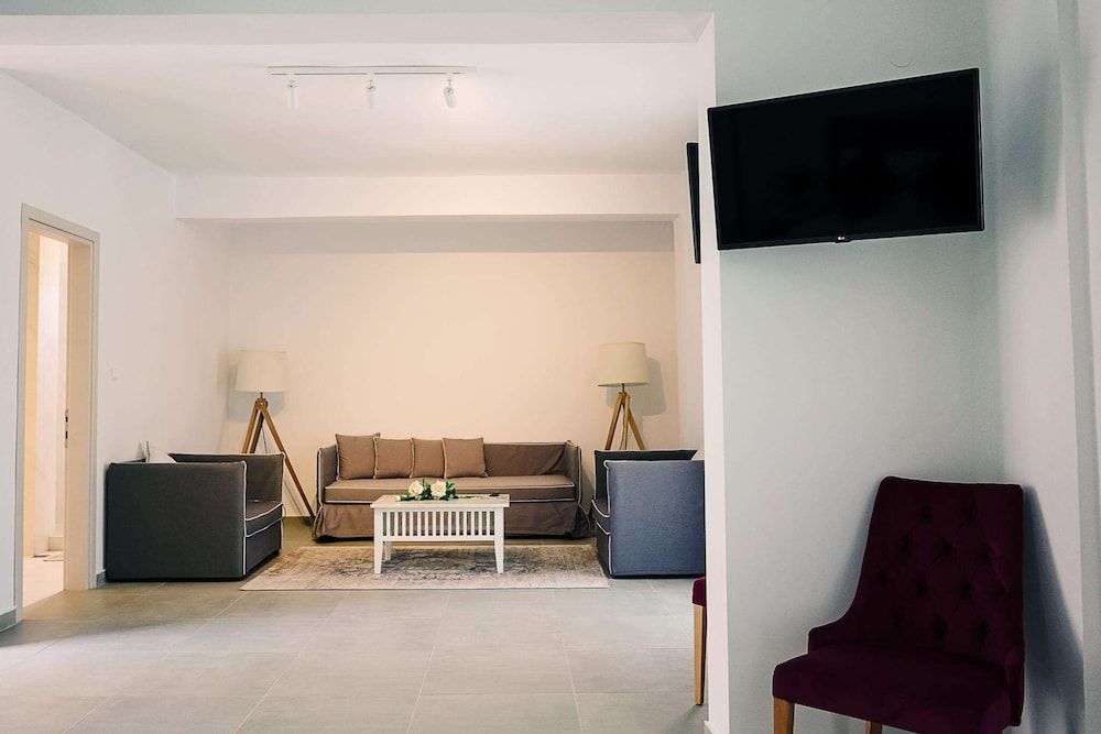 Stavros Beach Hotel 2