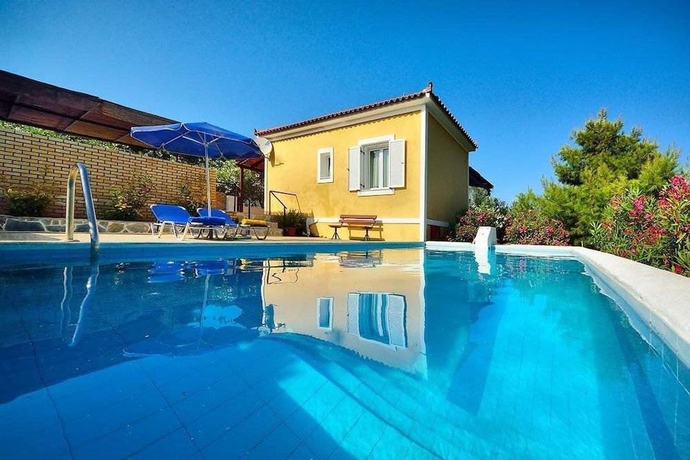 Mouzakis Villas 3