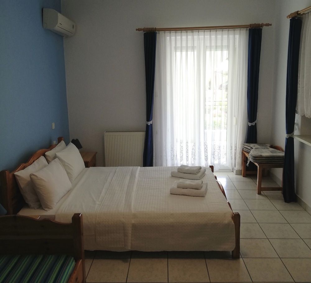 Delphin Rooms Sivota 2