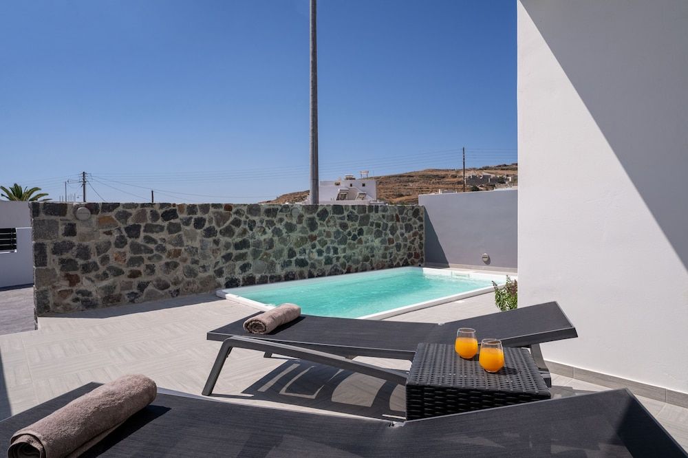 SantoRossa Luxury Villas 1