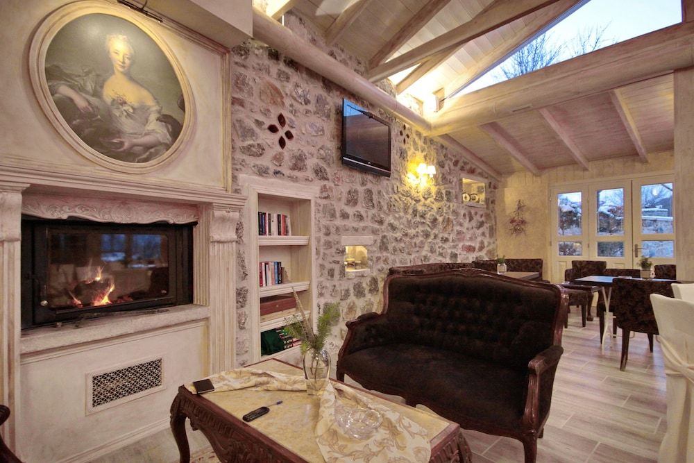 Menalia Villas & Suites 3