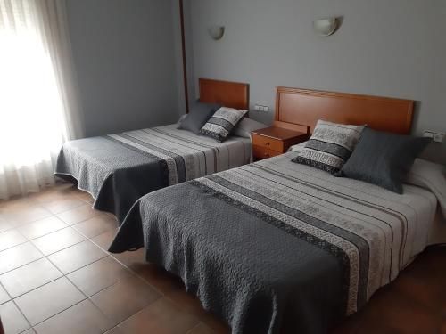 Hotel Los Leones, el más cercano a Warner 2