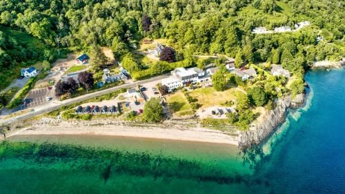 Onich Hotel & Lochside Beach Pods 3