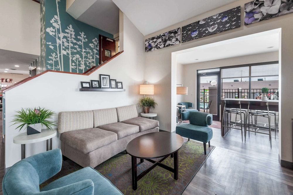 Sleep Inn & Suites Rehoboth Beach 2