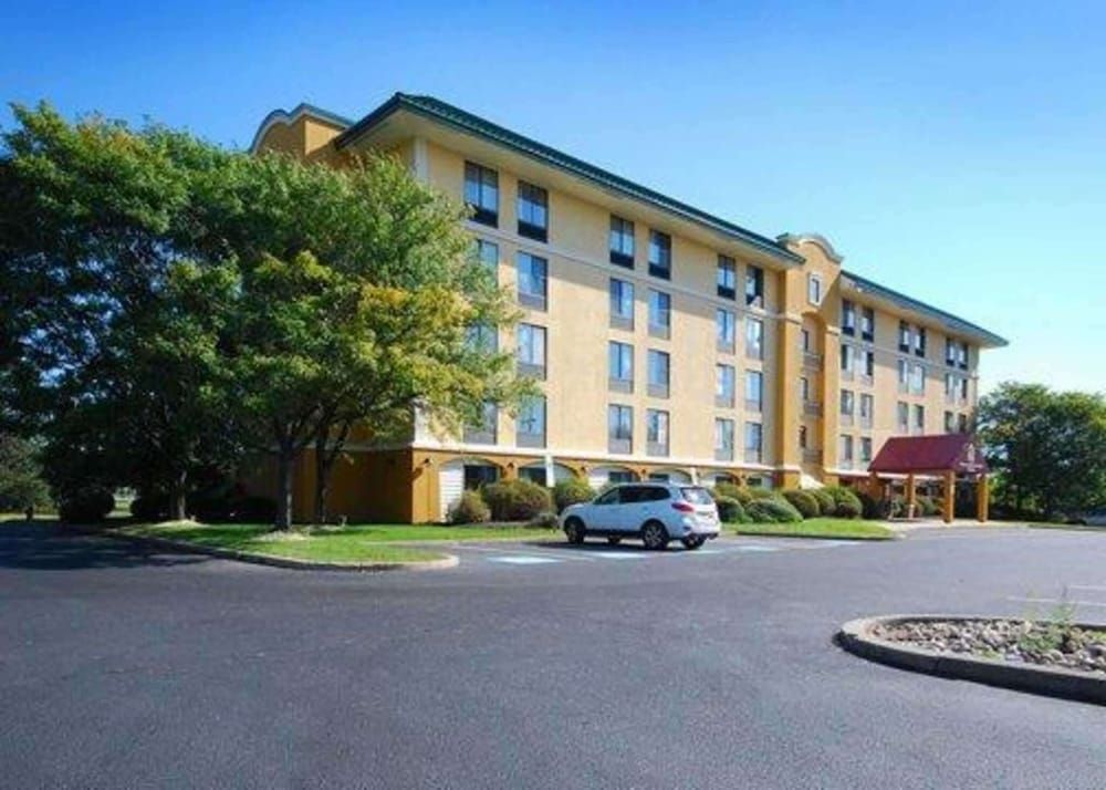 Quality Inn & Suites Bensalem 2 estrelas em Trevose
