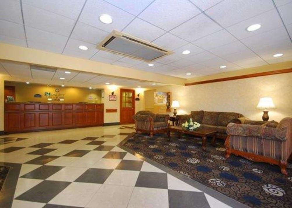 Quality Inn & Suites Bensalem 3