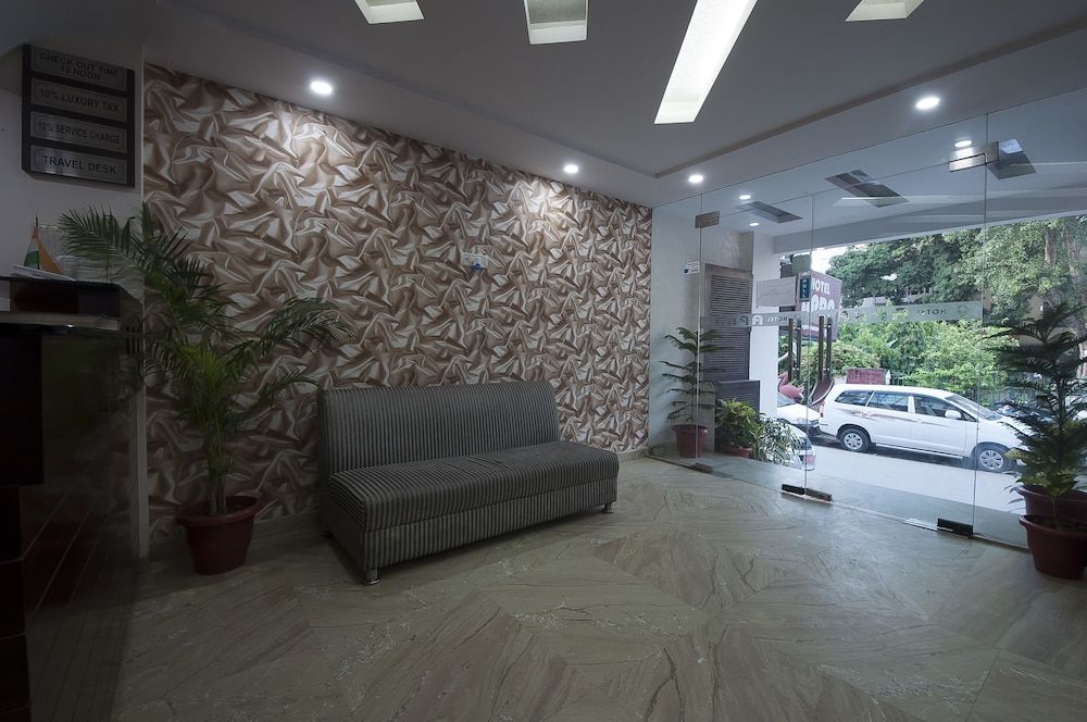 Hotel Apra Inn 3