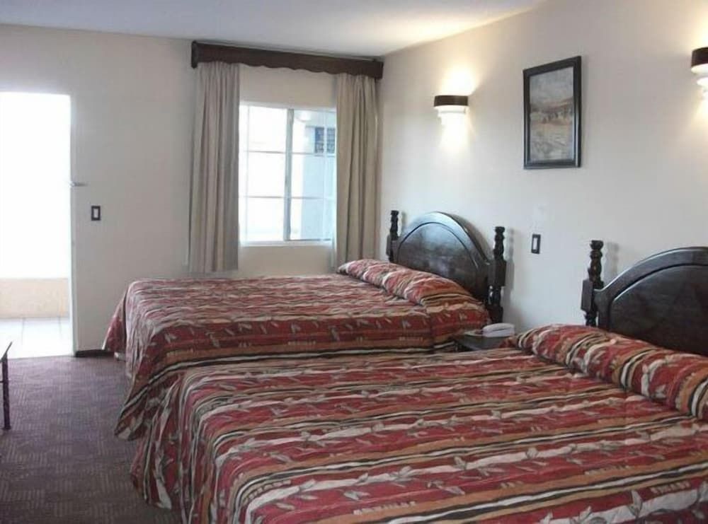 Hotel Pueblito Inn 3