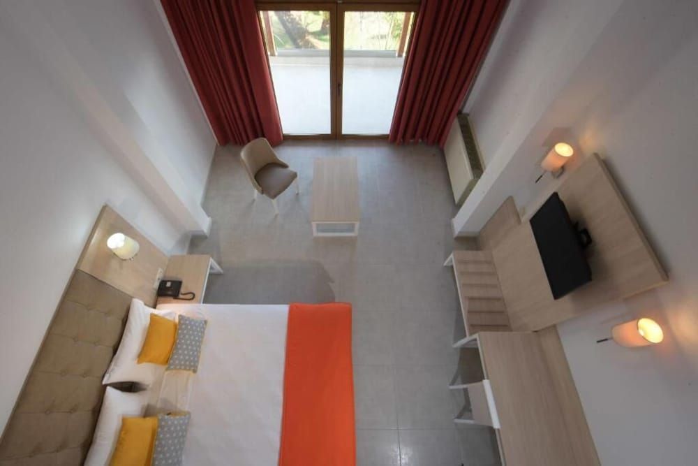 Aristoteles Holiday Resort & Spa 3