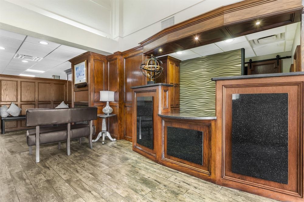 Best Western Plus Yukon 2