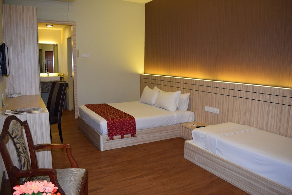 Bukit Merah Laketown Resort 2