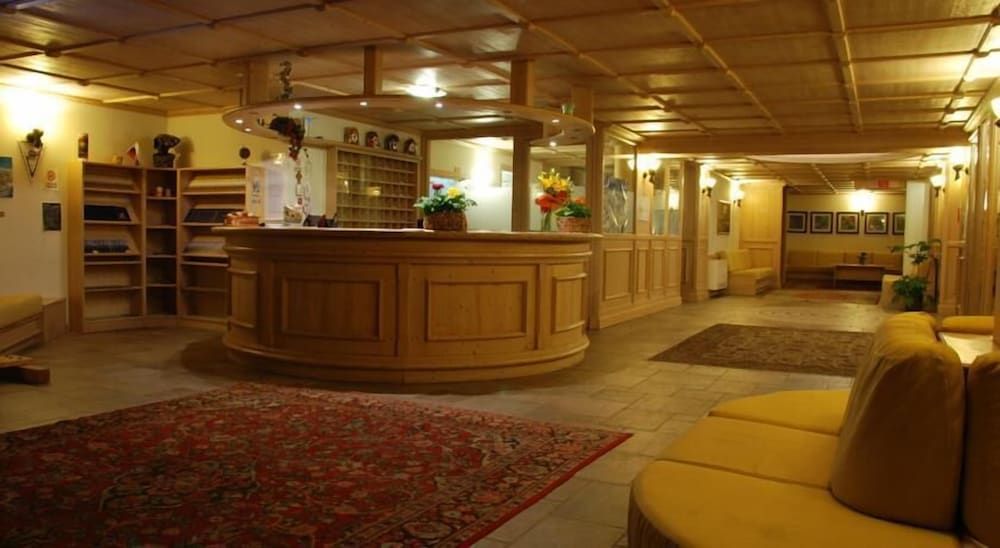 Boscone Suite Hotel 2