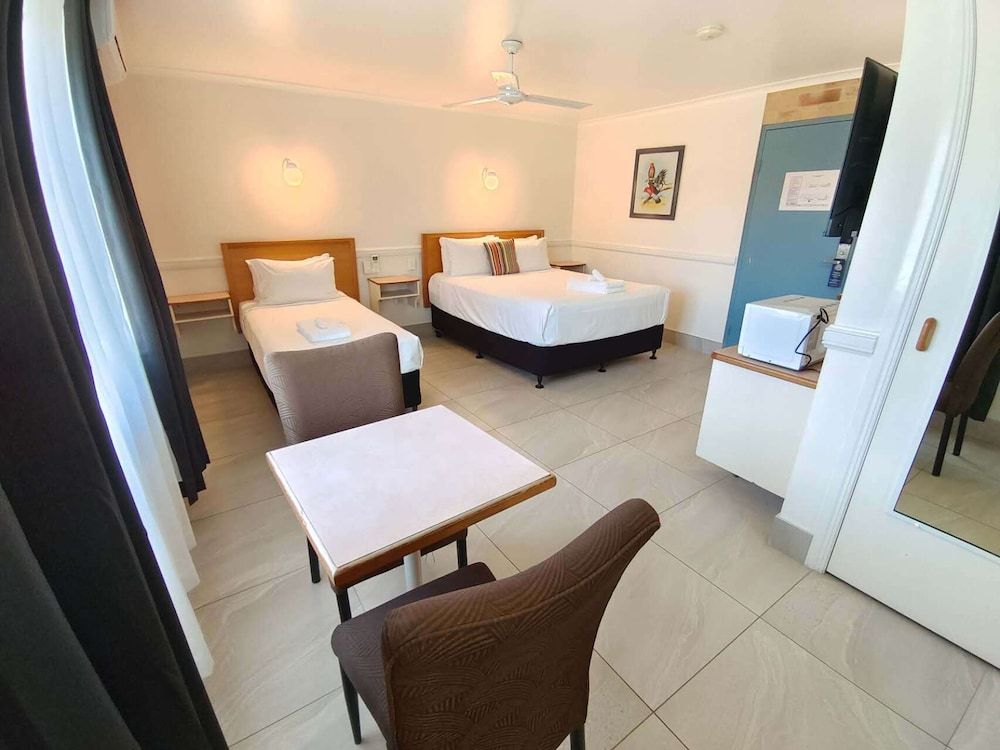 Best Western Ambassador Motor Lodge 3