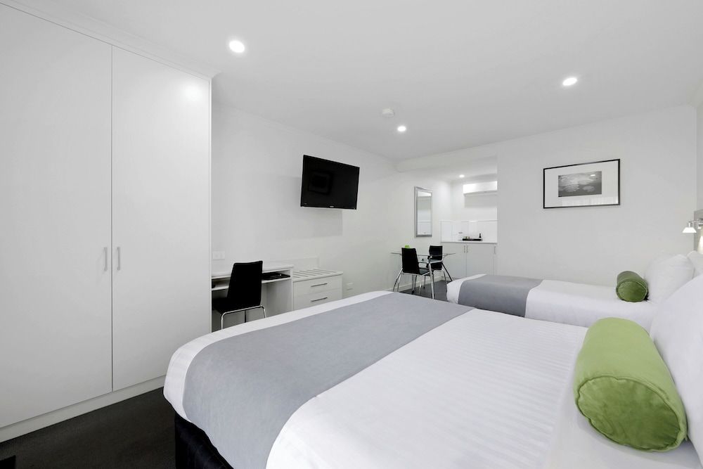 Hamilton Lonsdale Motel 2