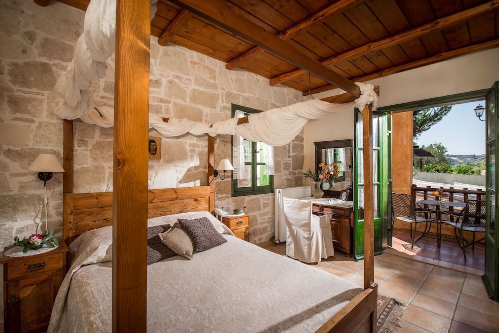 Enagron Cretan Ecotourism Village 3