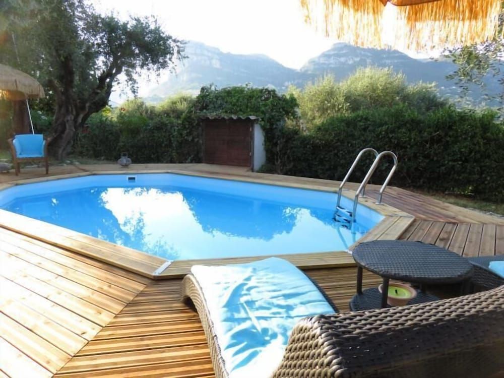 Hotel Mon Soleil 3 estrelas em La Gaude