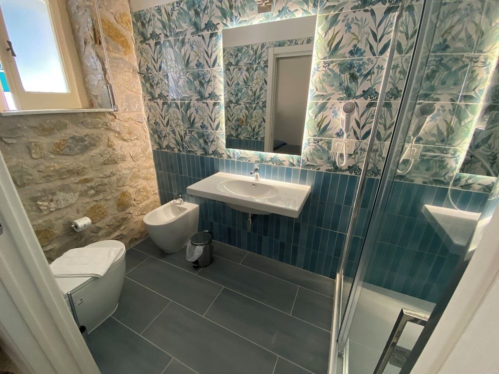 Cinquestelle-albergo del centro storico 1