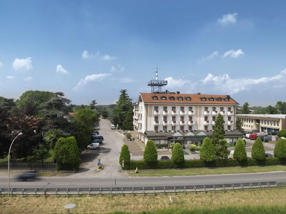 Hotel Al Pino Verde 1