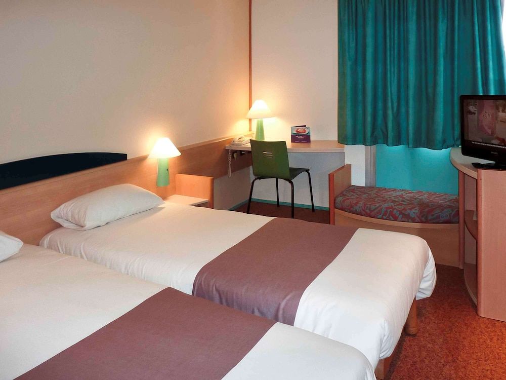 ibis Laon 2