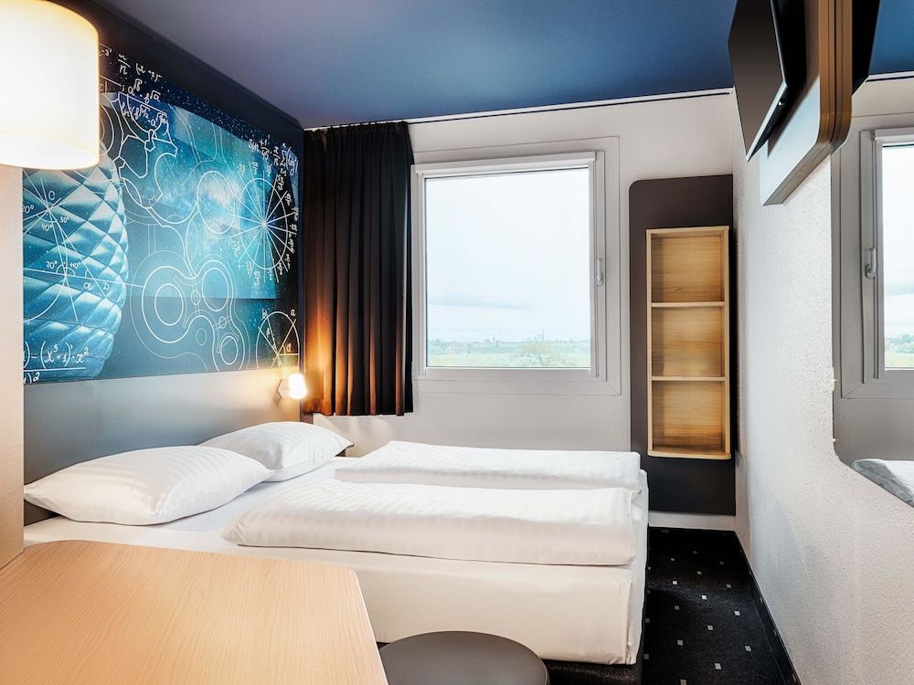 B&B Hotel München-Garching -1 estrellas en Munich
