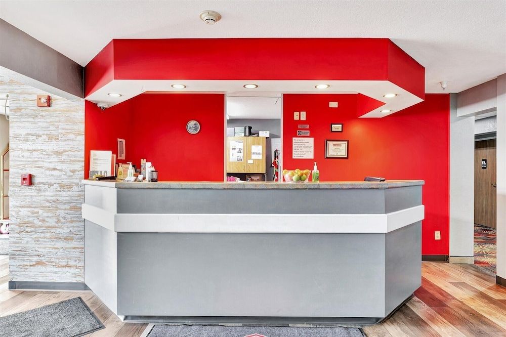 Ramada Limited by Wyndham, Bloomington I-55 & I-74 IL 3