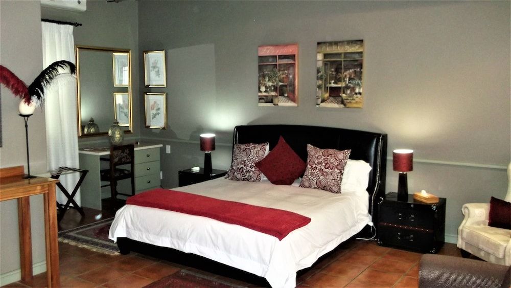 Housemartin Guest Lodge 3