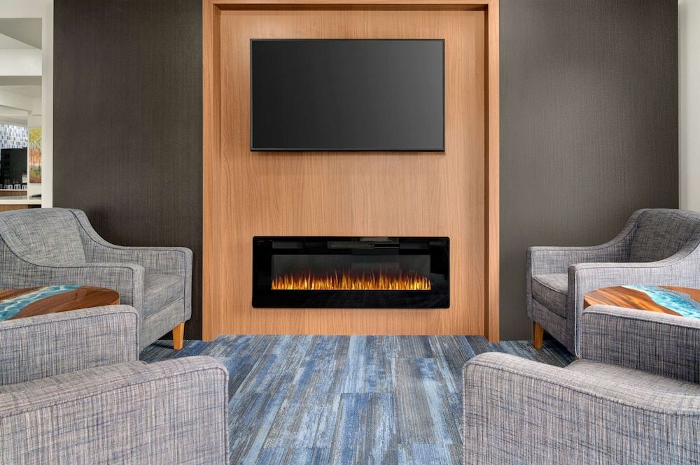 La Quinta Inn by Wyndham Columbus Airport Area 2