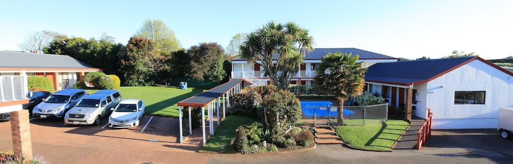 Bk's Counties Motor Lodge