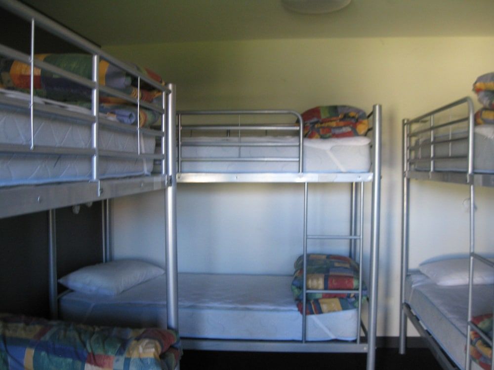 Swansea Backpackers 3