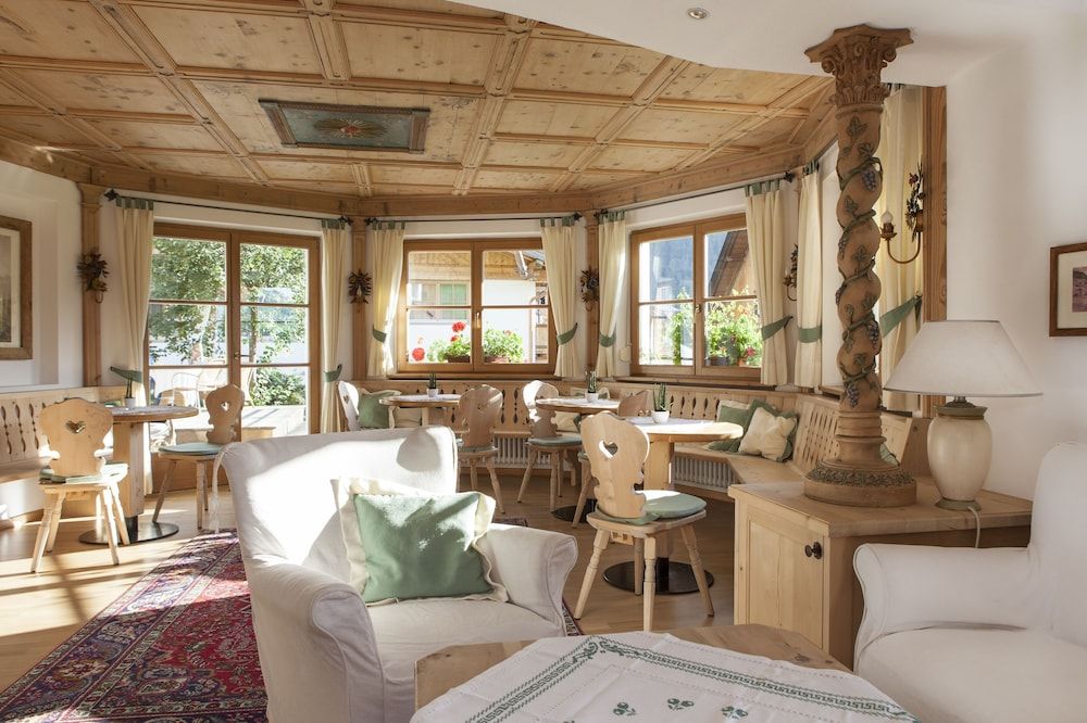 Mareo Dolomites Hotel 3