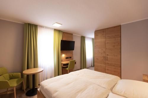 Hotel-Restaurant Weinhaus Grebel 2