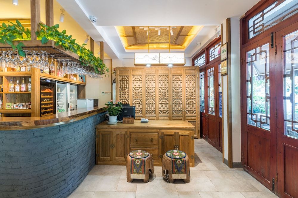 Yangshuo Riverview Hotel 2